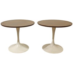 Pair of Mid-Century Modern Saarinen-Style Tulip End Tables