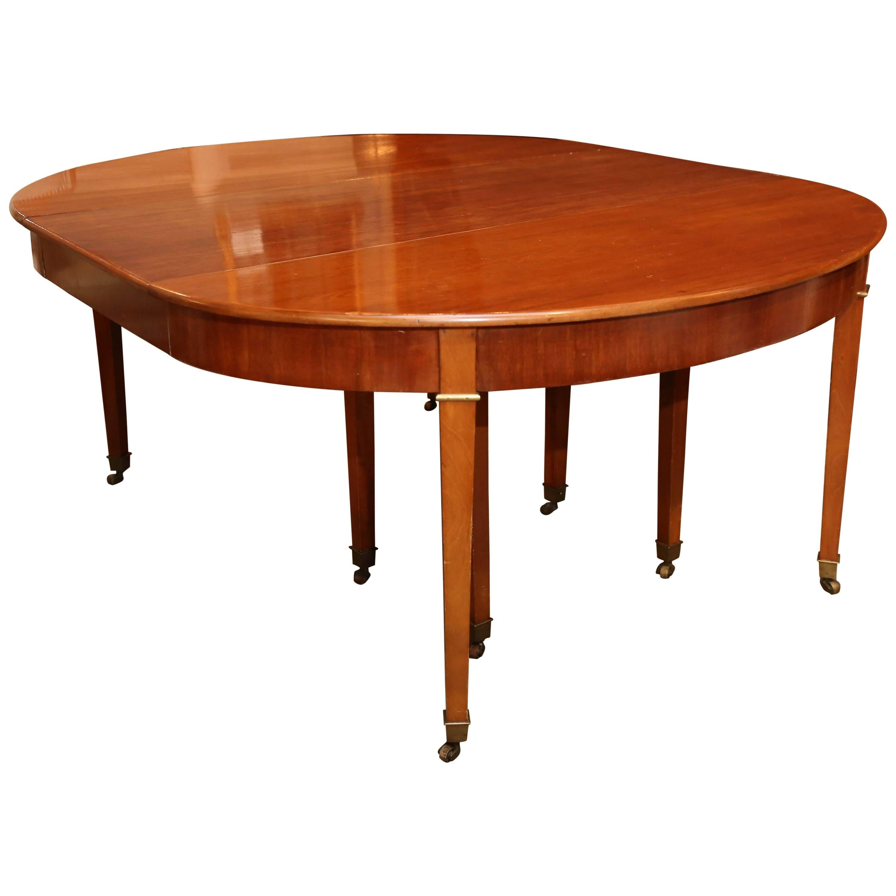 19th Century Directoire Mahogany Dining Table with five leaves For Sale