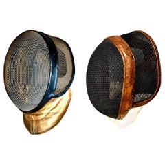 Par de Máscaras de Esgrima Vintage
