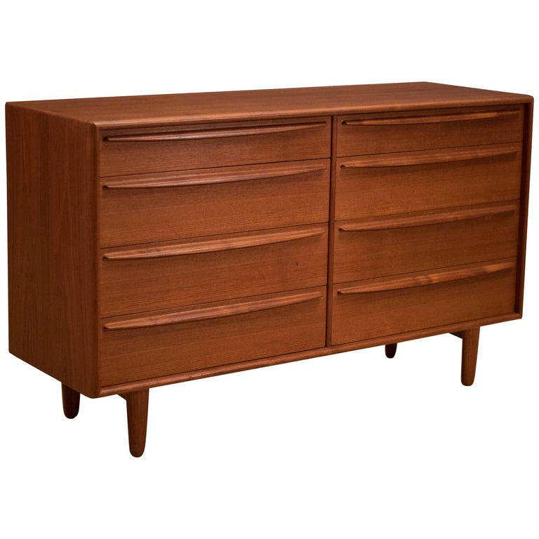MADSEN DRESSER