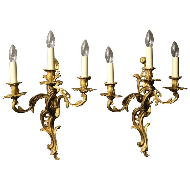 French Pair of Gilded Triple Light Antique Wall Lights For Sale at 1stDibs