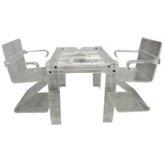 Jeu de société et chaises pour le backgammon
