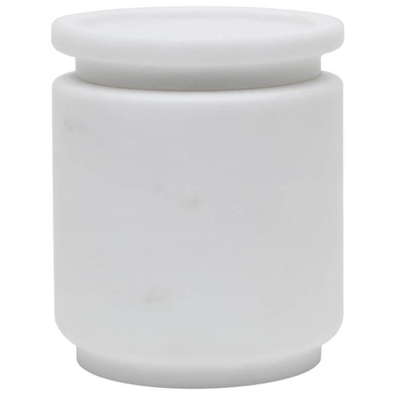 New Modern Medium Pot in White Michelangelo Marble, creator Ivan Colominas For Sale