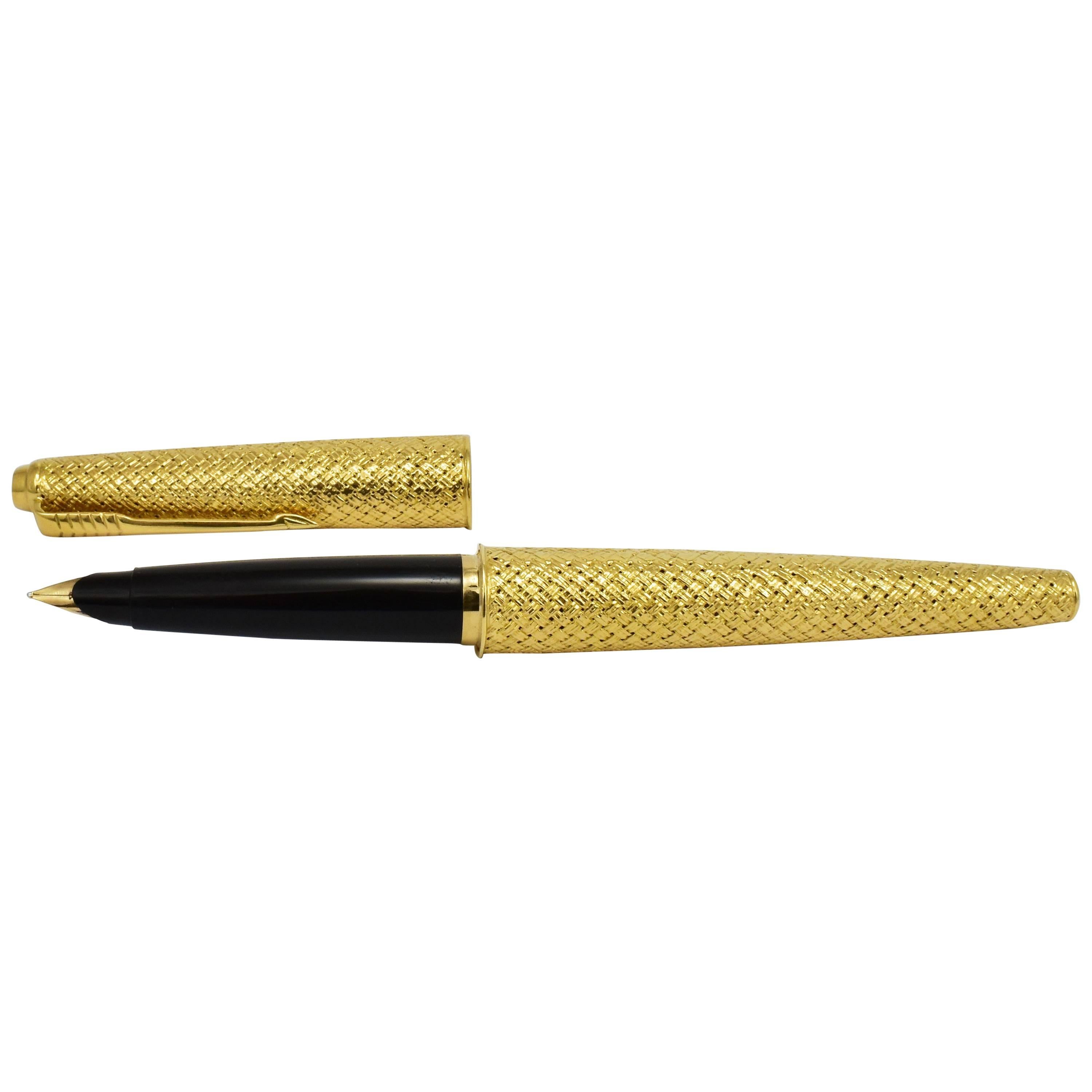Parker Fountain Pen, Yellow Gold Basketweave For Sale