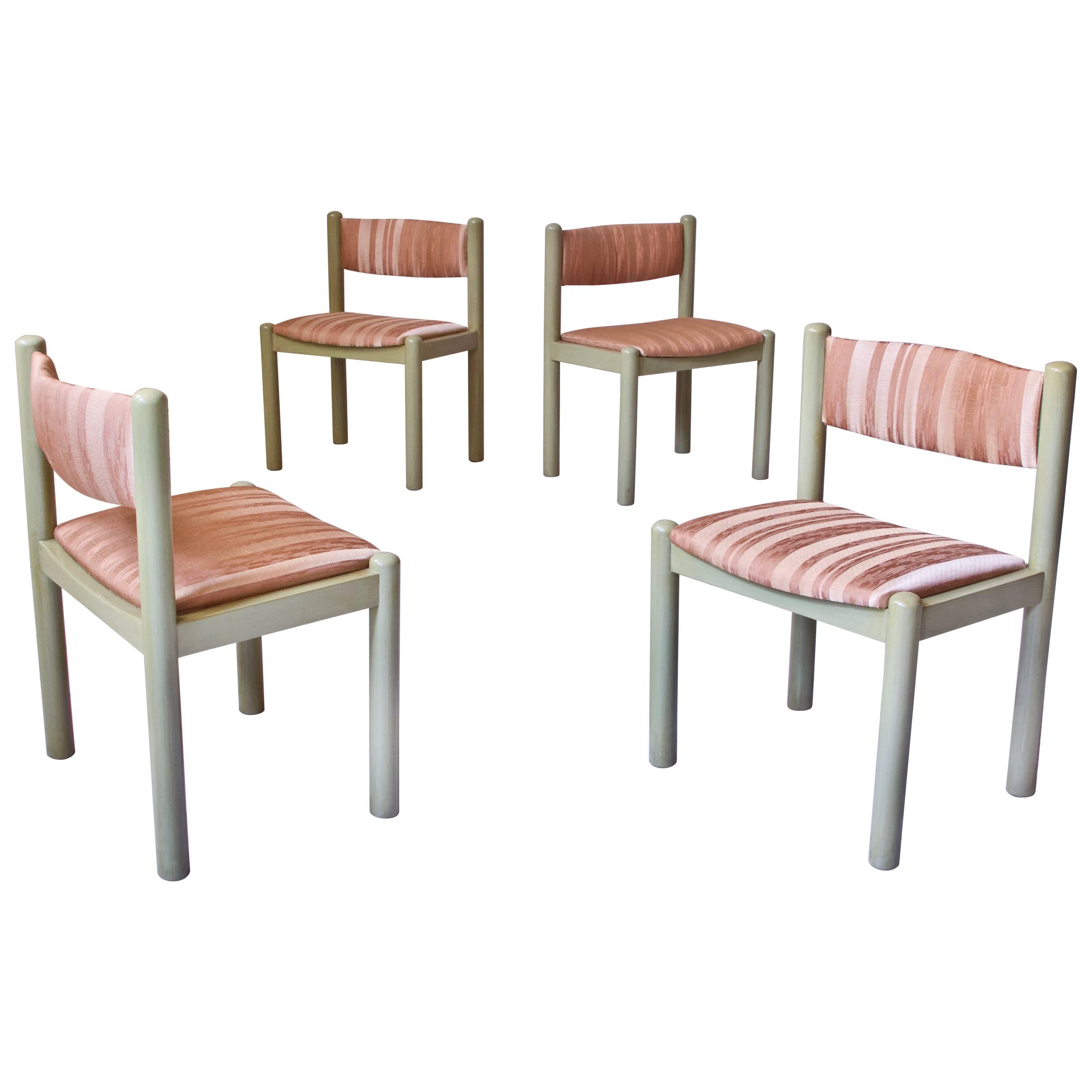 Vintage Set of Four Magistretti Chairs in Silk and Glazed Oak, Italy, 1960s For Sale