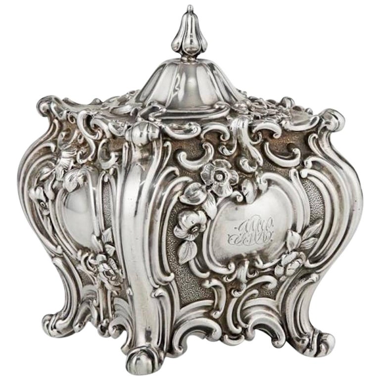 Early Victorian Tea Caddy For Sale at 1stDibs