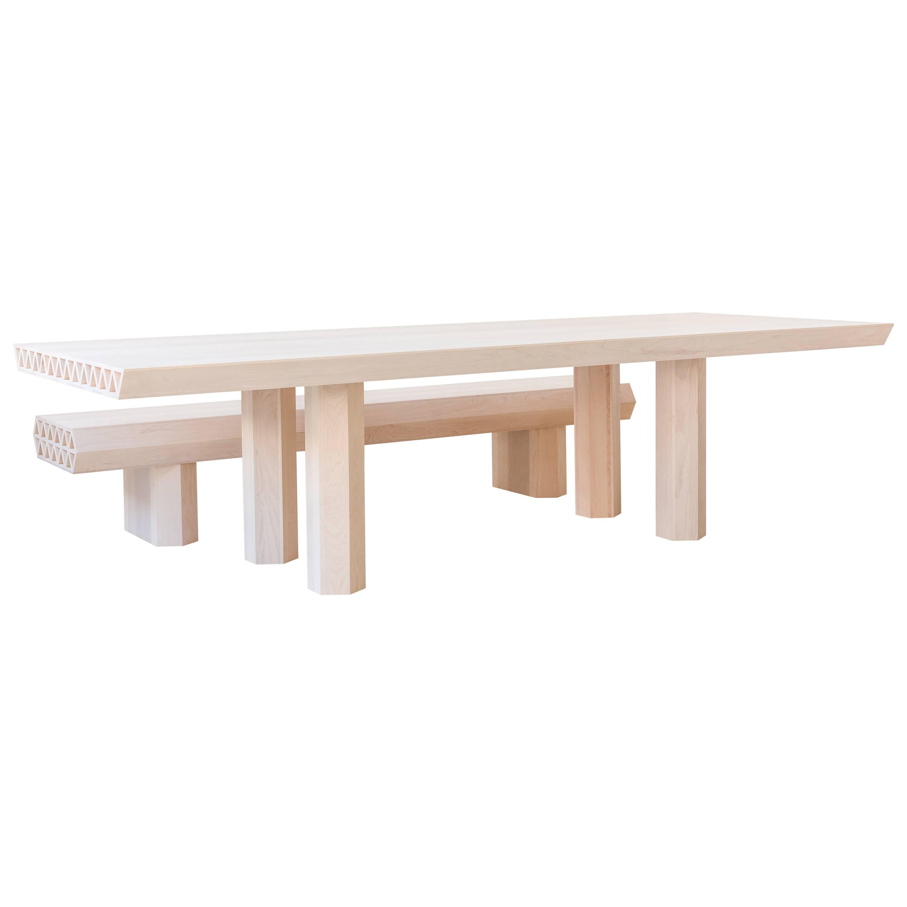 Table à manger en bois d'assemblage en édition limitée en érable de Fort Standard