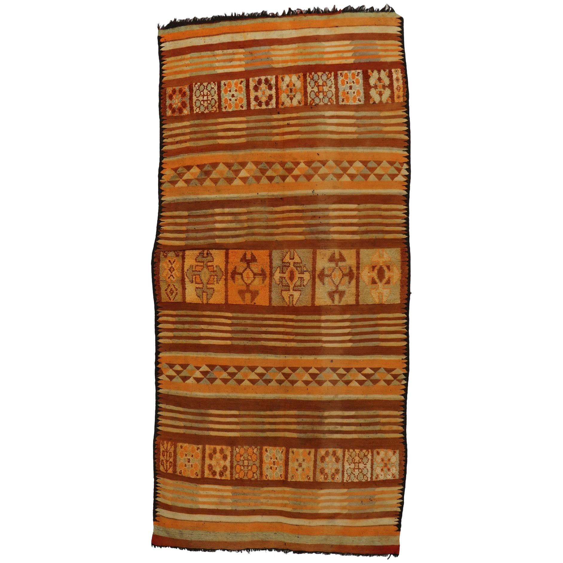 Tapis Kilim berbère marocain vintage avec style cabine moderne, tapis Kilim à tissage plat 