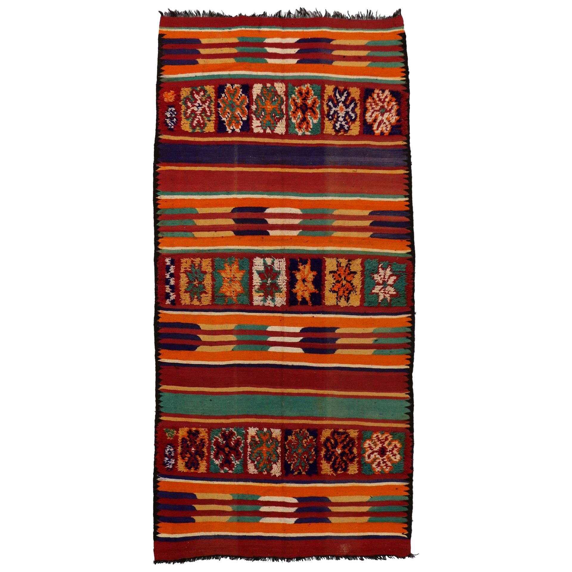 Tapis Kilim berbère marocain vintage avec style cabine moderne, tapis Kilim à tissage plat