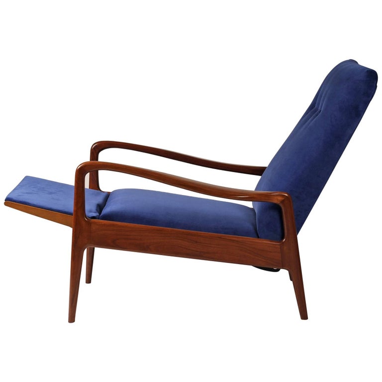 Mid Century Modern Reclining Lounge Chair by Greaves and Thomas