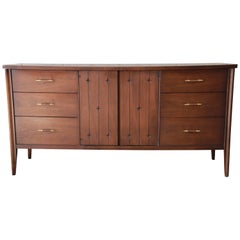 Vintage Broyhill Saga Mid-Century Modern Walnut Triple Dresser or Credenza, 1960s