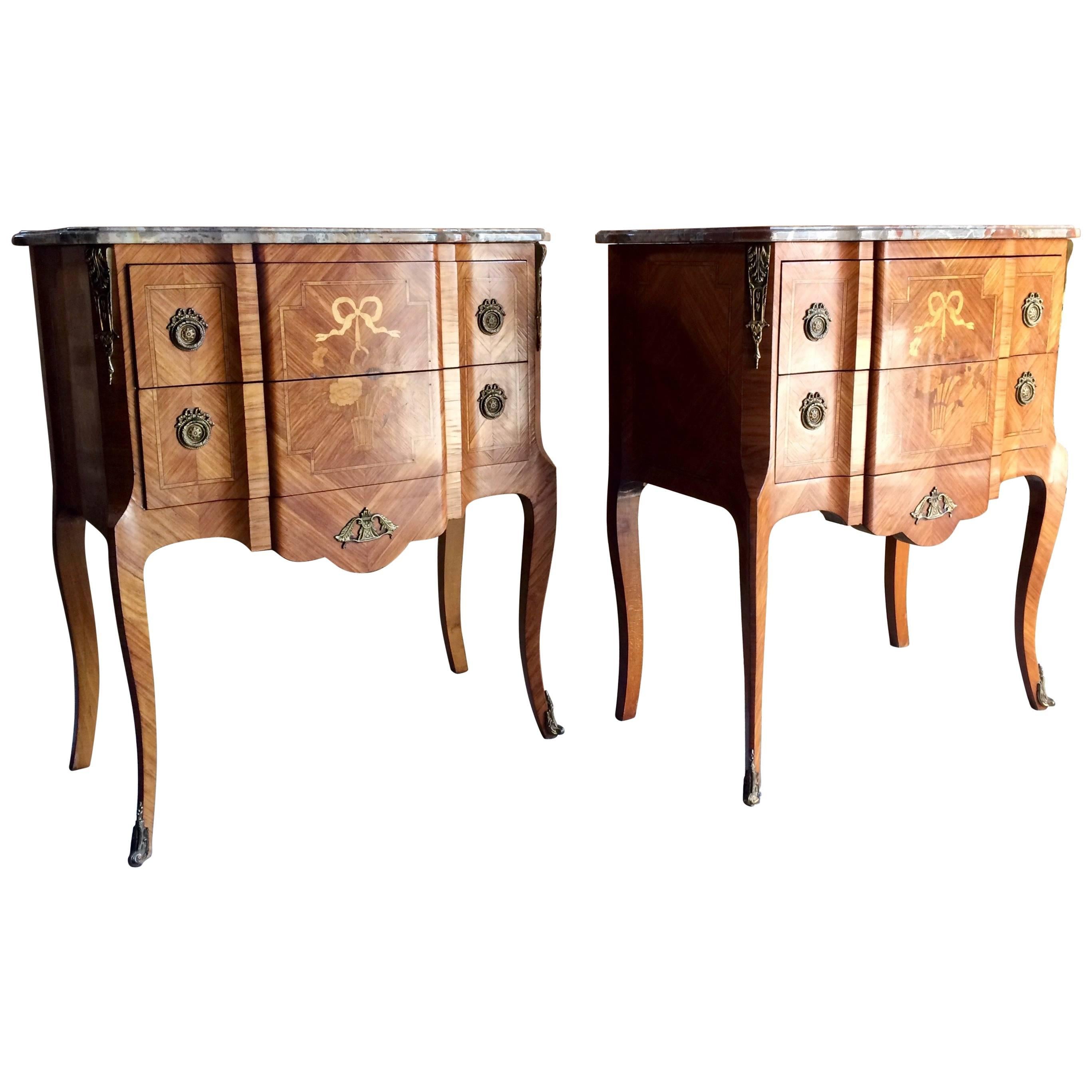 Pair of Magnificent French Bedside Tables or Nightstands in Louis XV Style