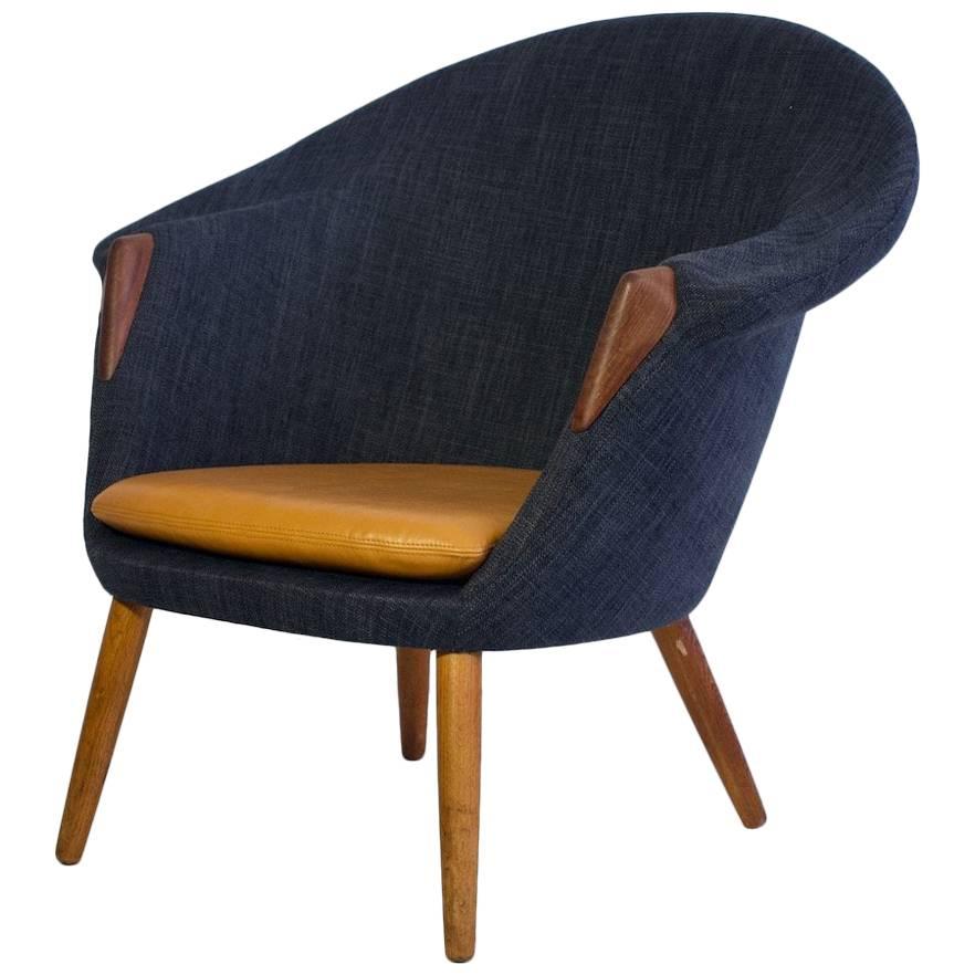 Lounge Chair Upholstered with Dark Blue Fabric and Cognac Leather on Oak Legs