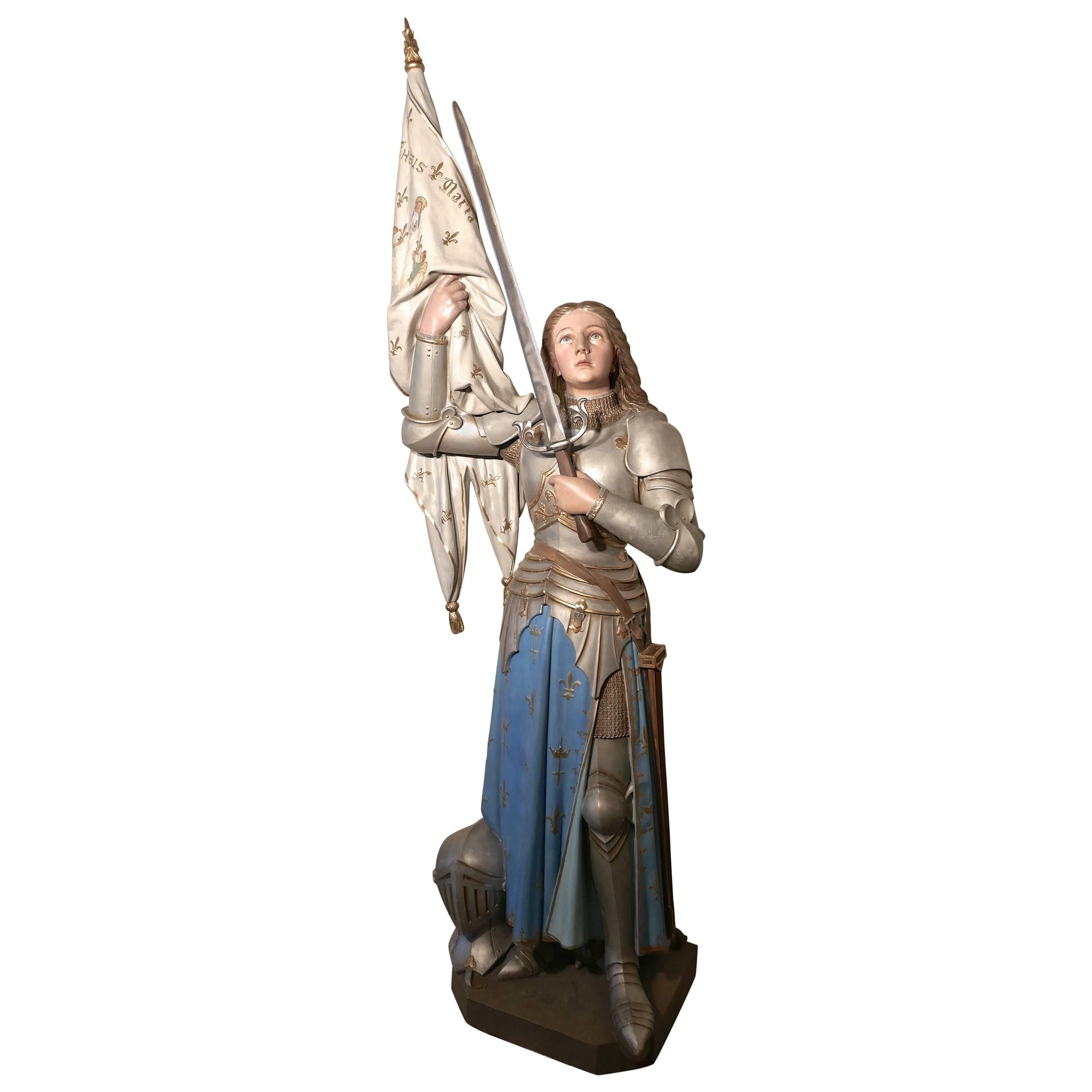 Sculpture grandeur nature Joan d'Arc, provenant d'une cathédrale française
