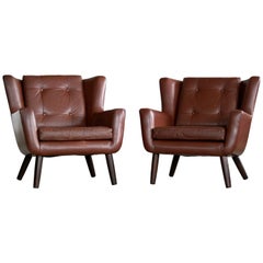 Pair of Danish Mid-Century Easy Chairs in Leather and Teak by Skjold Sørensen