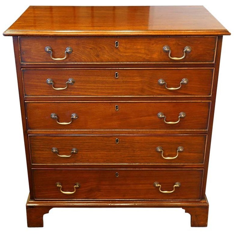 Late Mahogany Small Chest of Drawers at 1stDibs