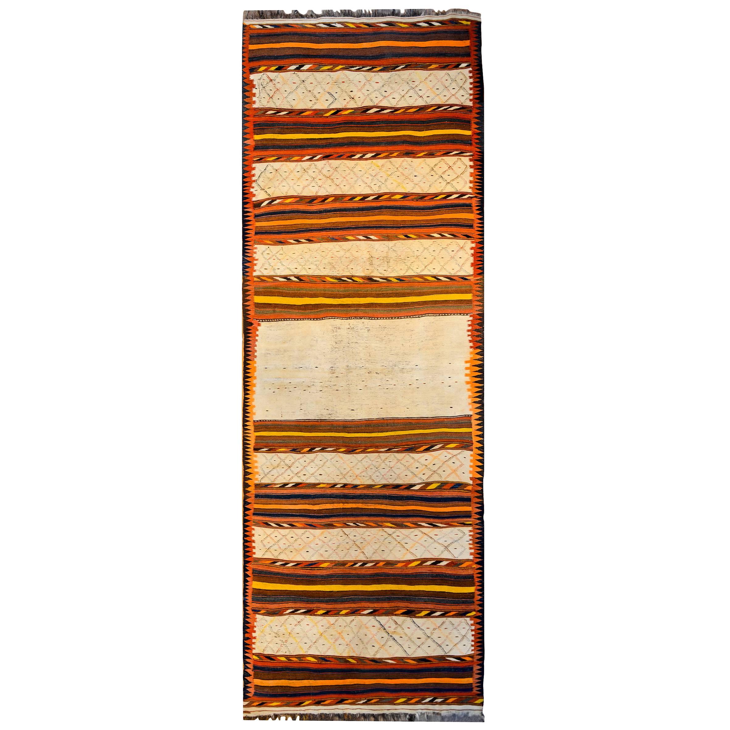 Tapis de couloir Kilim Zarand du début du XXe siècle