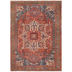 Room Size Antique Persian Heriz Rug. Size: 10 ft x 13 ft (3.05 m x 3.96 m)