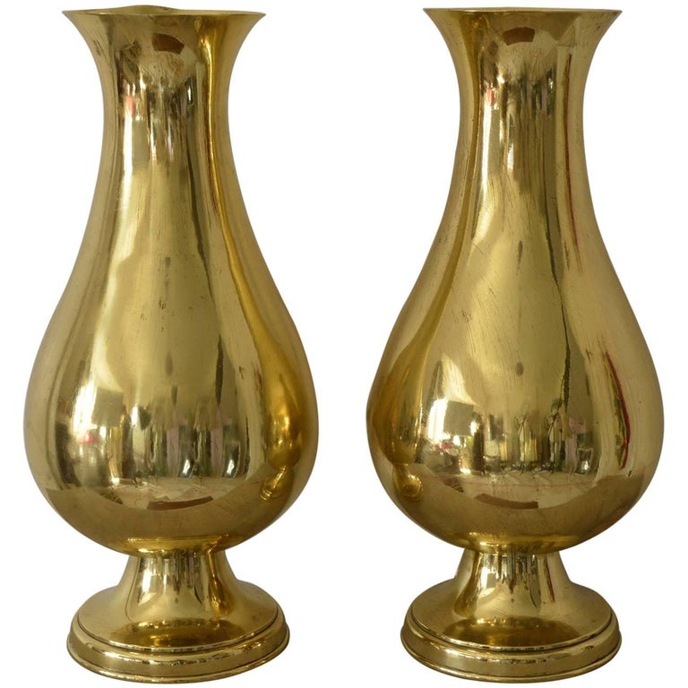 Large Pair of Antique Brass Vases, English, 19th Century For Sale at