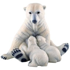 Rare figurine d'ours polaires Royal Copenhagen en porcelaine, n° 087