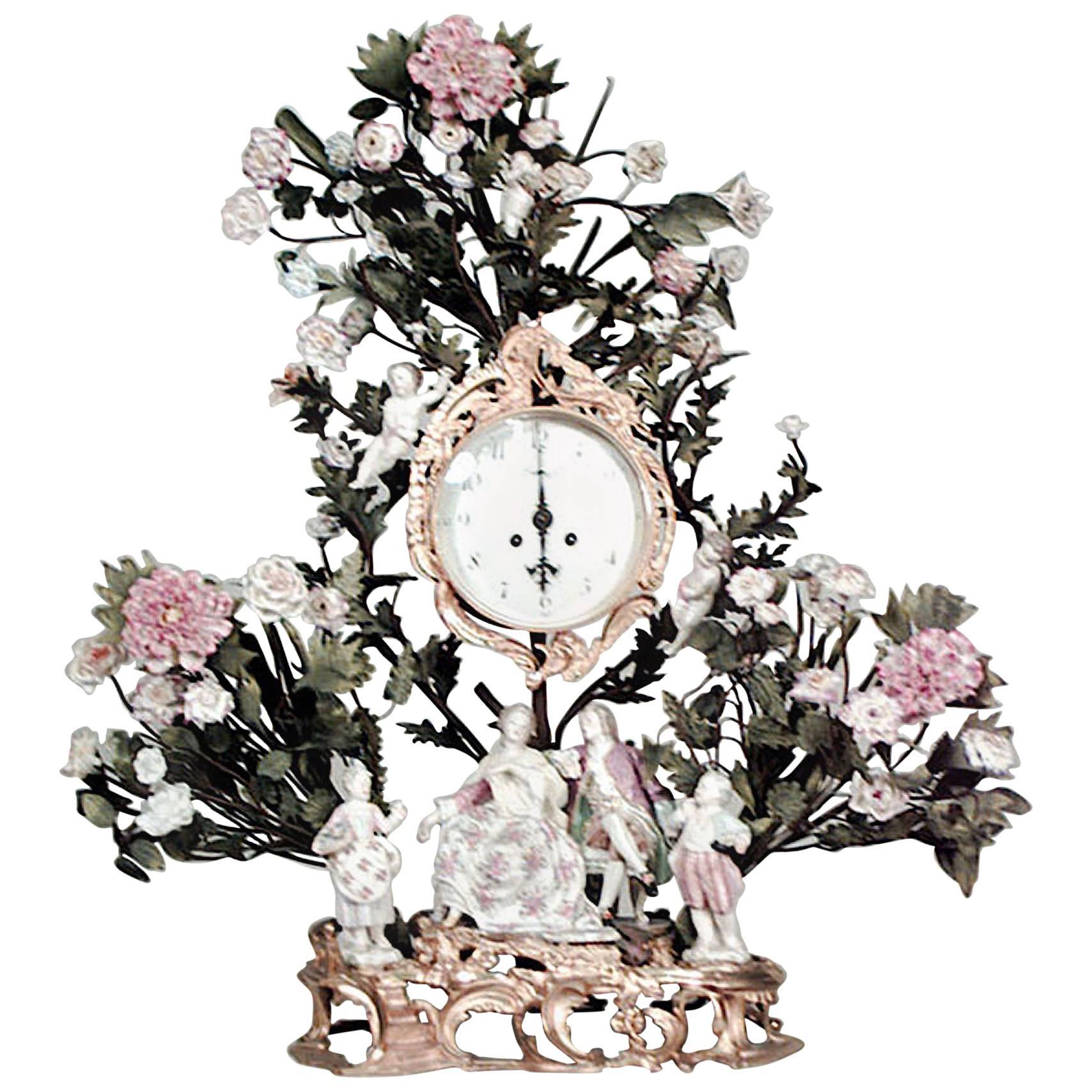 Pendule de cheminée française à fleurs Louis XV