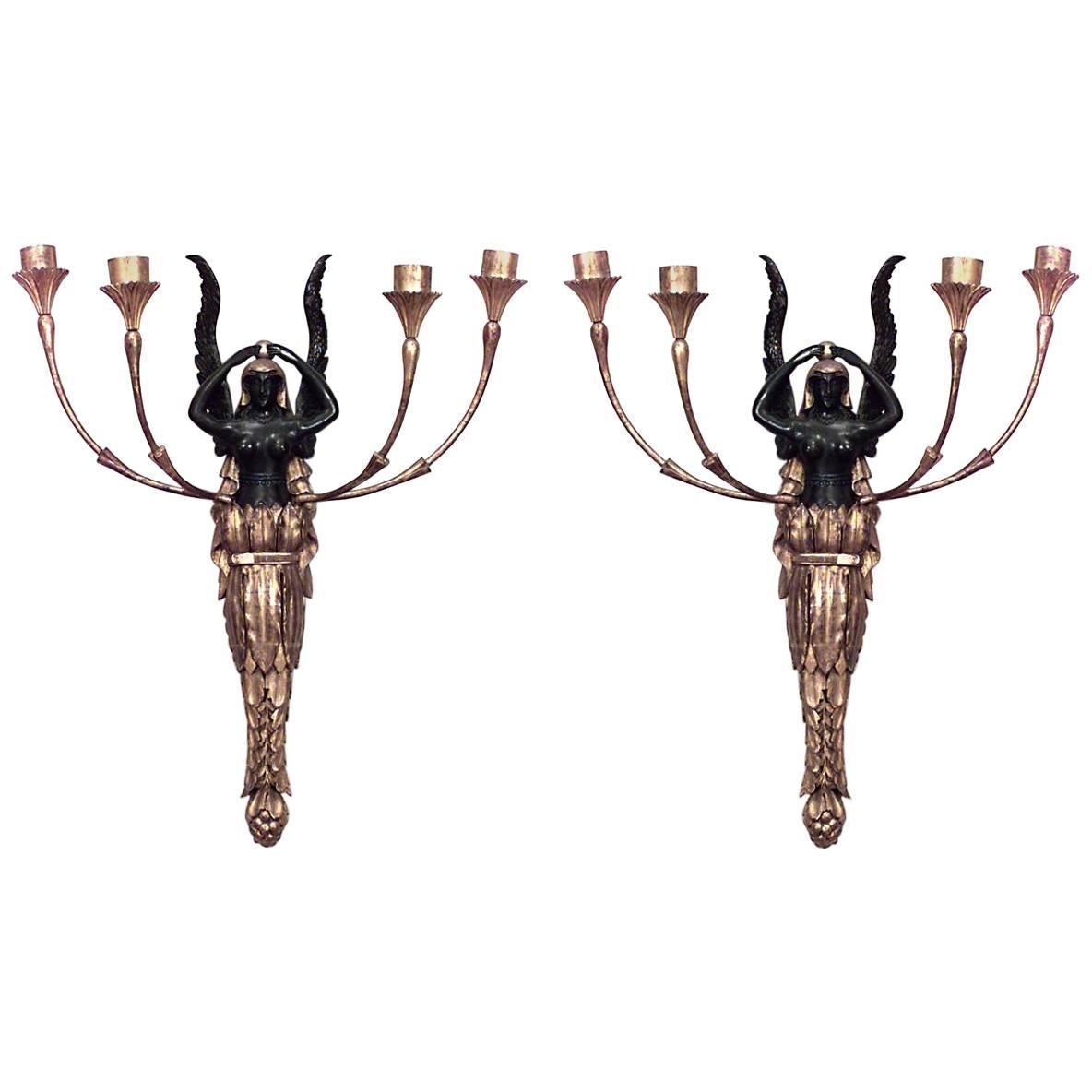 Pareja de Apliques Imperio Francés de Madera Dorada y Laca