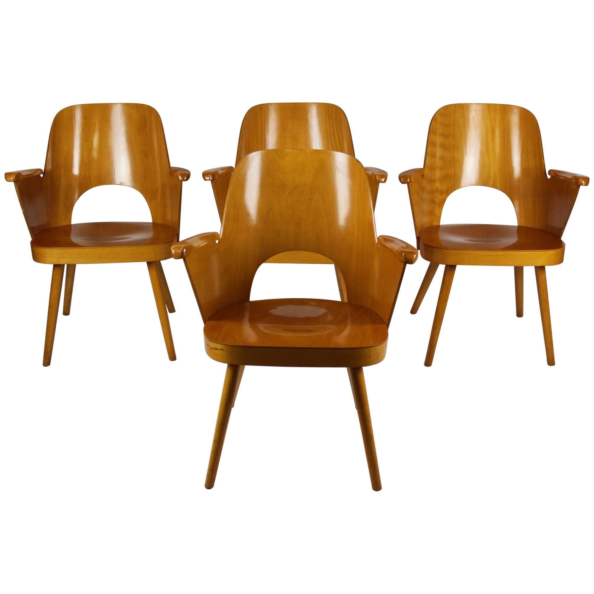 Midcentury Armchairs by Lubomír Hofmann for Ton/Thonet, 1961, Set of Four