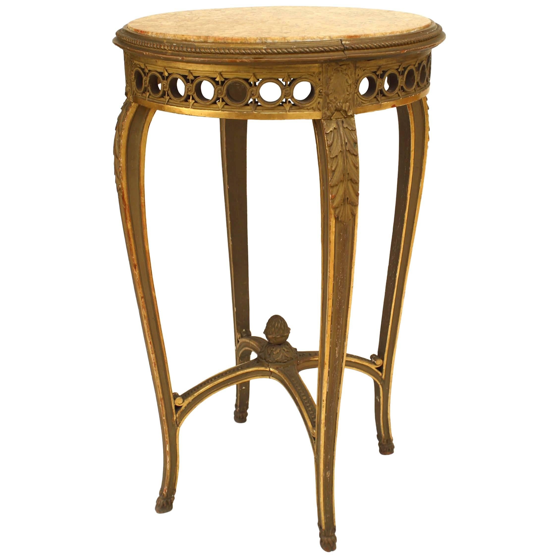 Table d'extrémité ronde en bois doré de style Régence française du 19e siècle