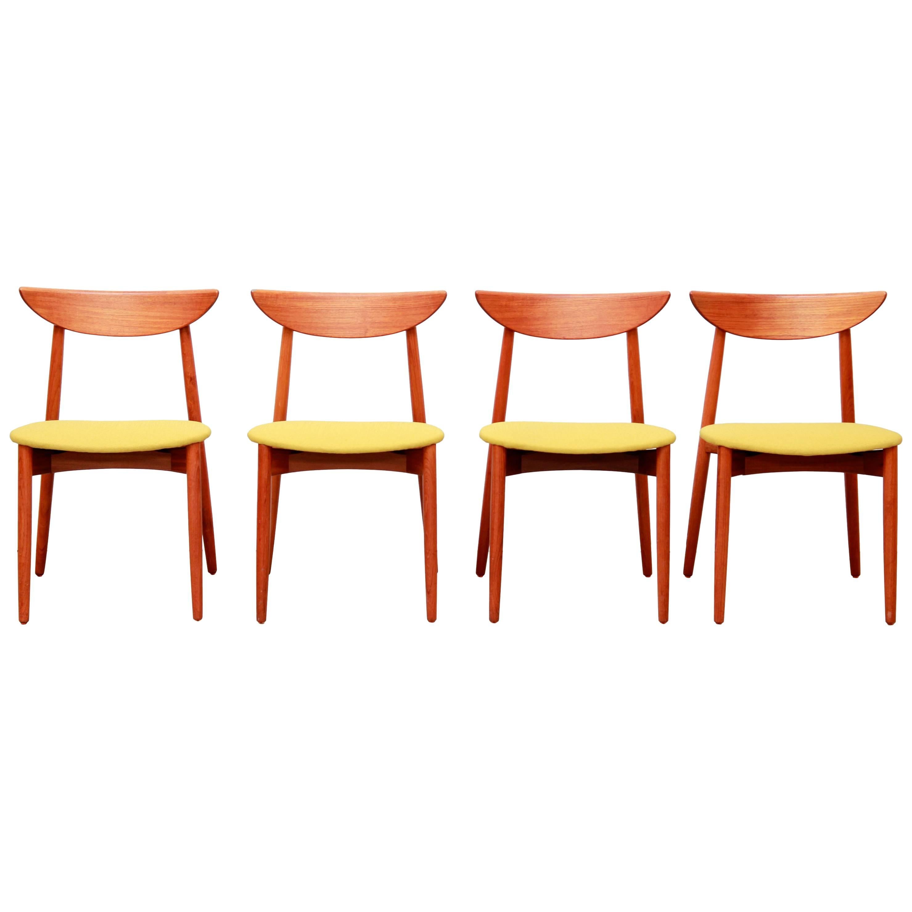 Set of Four Harry Ostergaard Danish Design Dining Room Chairs in Teak Model 58