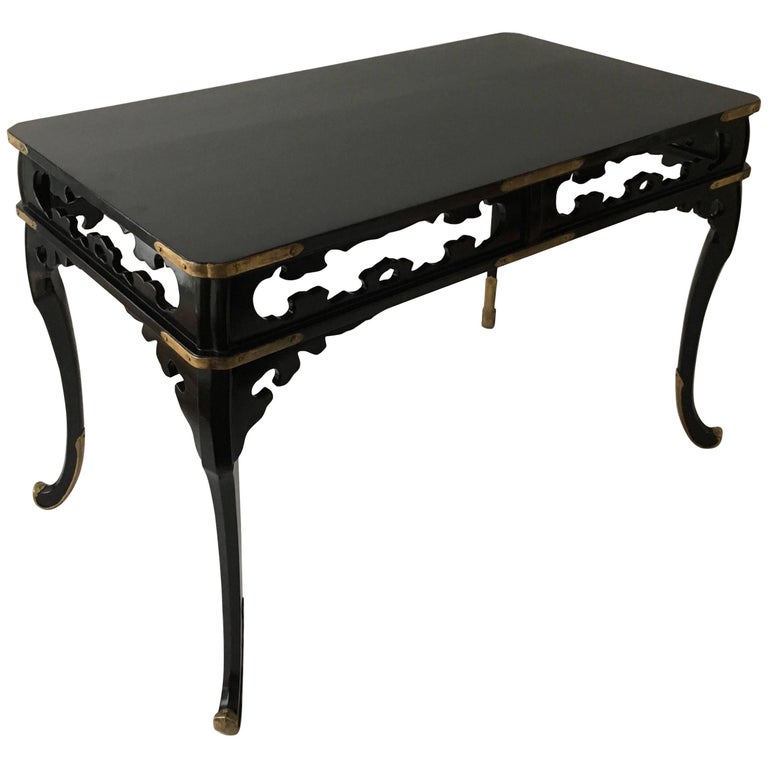 Small Lacquered Japanese Table at 1stDibs