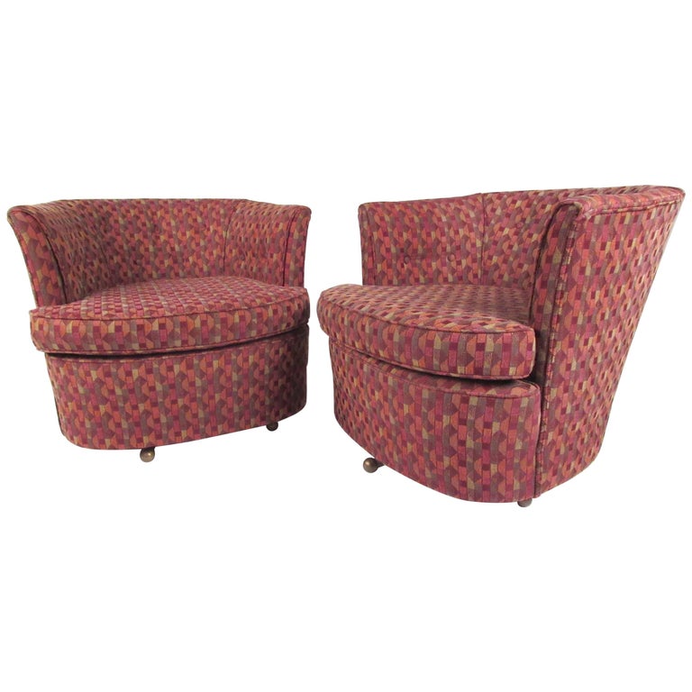 Pair of Vintage Modern Swivel Club Chairs For Sale at 1stDibs