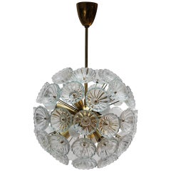 Lampadario Sputnik in vetro e ottone, 1960 circa