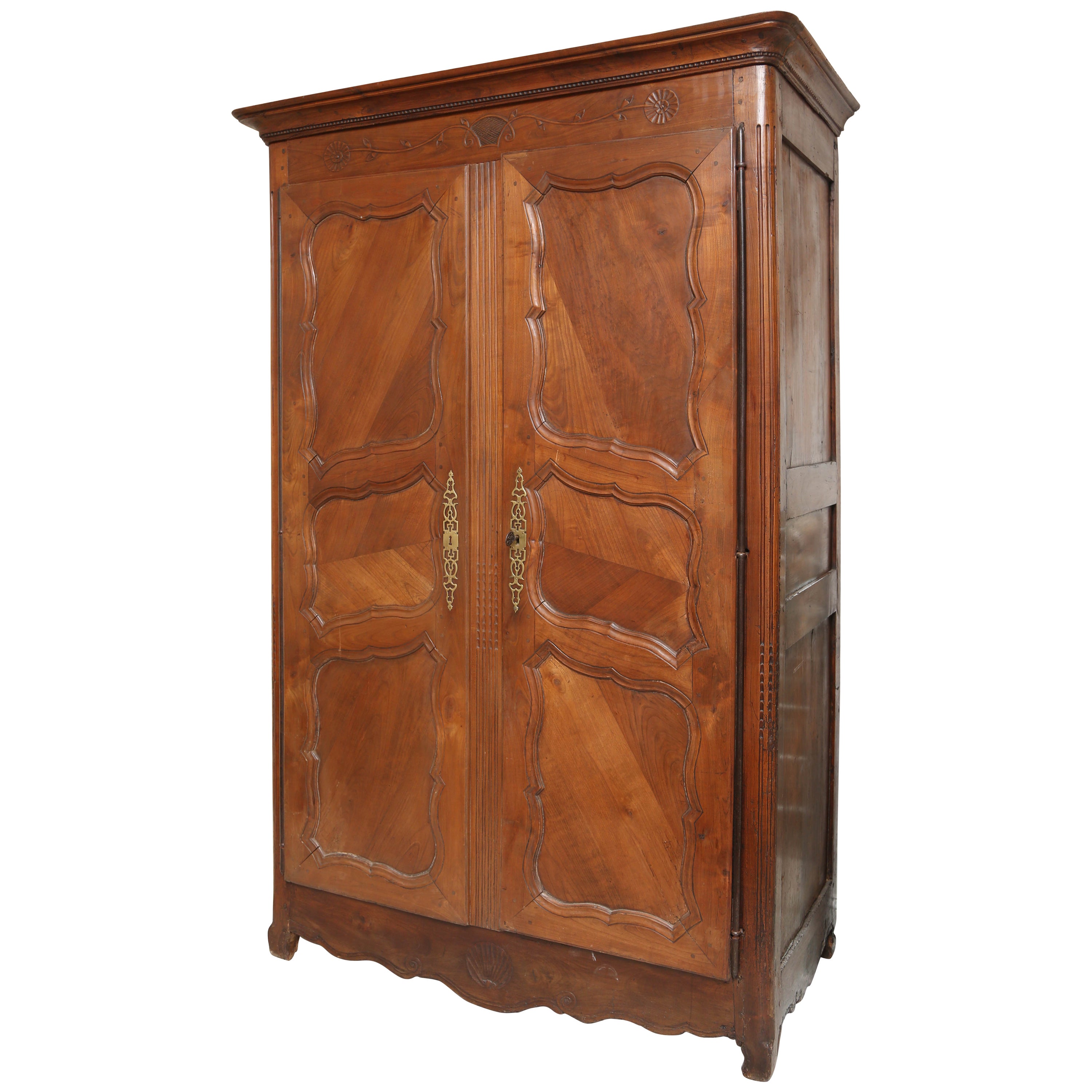 18th Century Armoire For Sale at 1stDibs