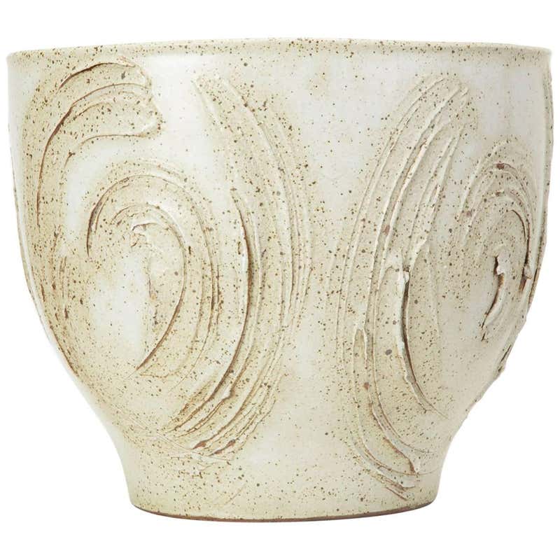 Pair of Large Spanish Copper Pots at 1stdibs