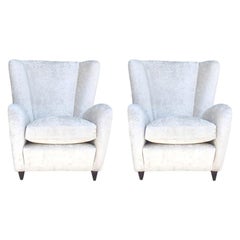 Coppia di sedie da salotto in velluto vintage di Paolo Buffa del XX secolo, di colore bianco.
