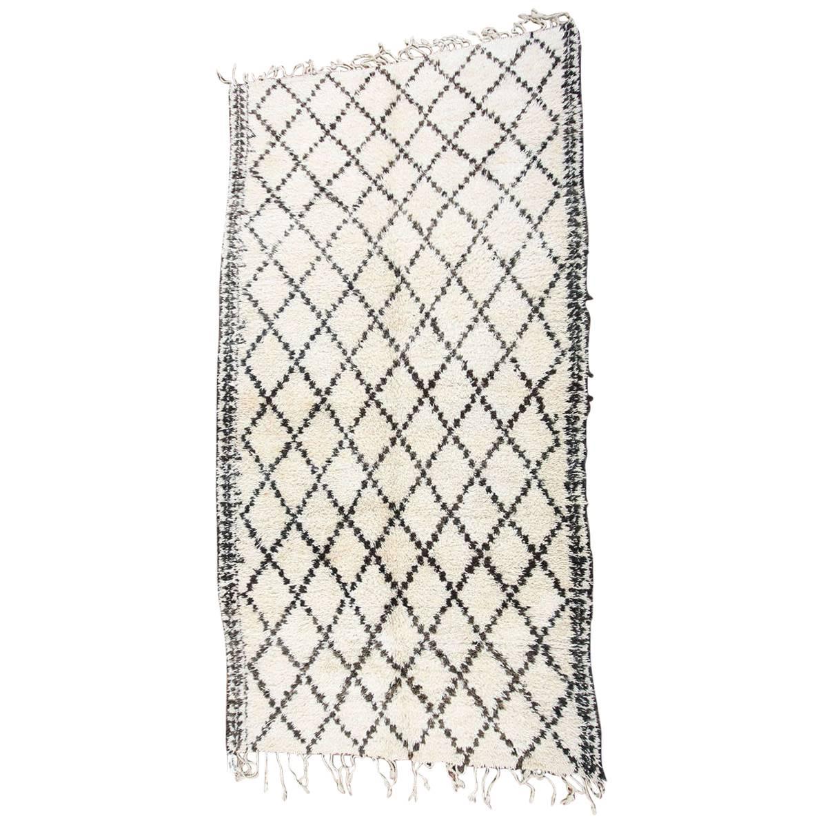 Moroccan Vintage Tribal Rug from Beni Ouarain at 1stDibs