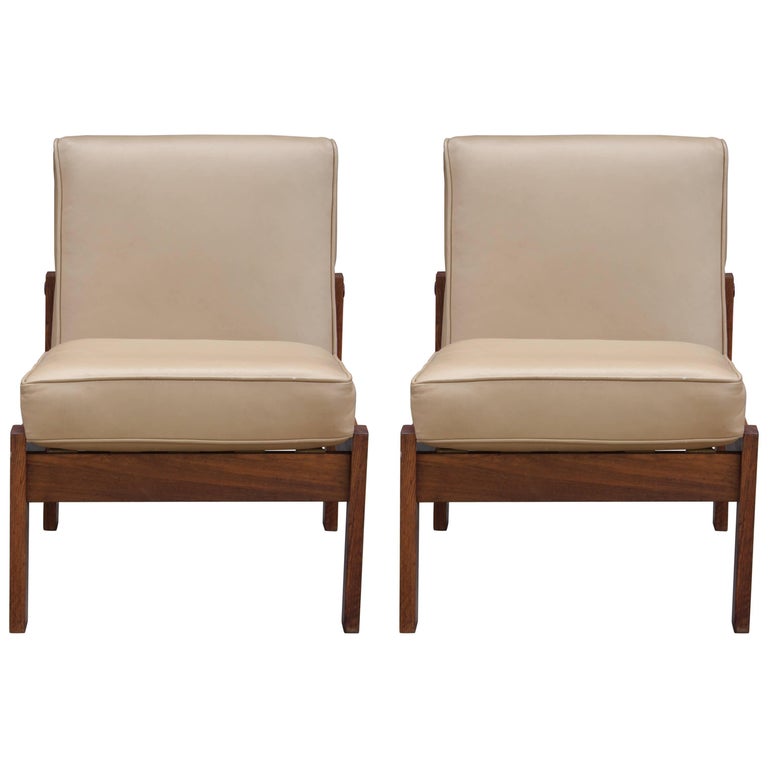 Pair Of Mid Century Barrel Back Slipper Chairs For At 1stdibs Modern Pair Of Rosewood Slipper Chairs With Tan Leather