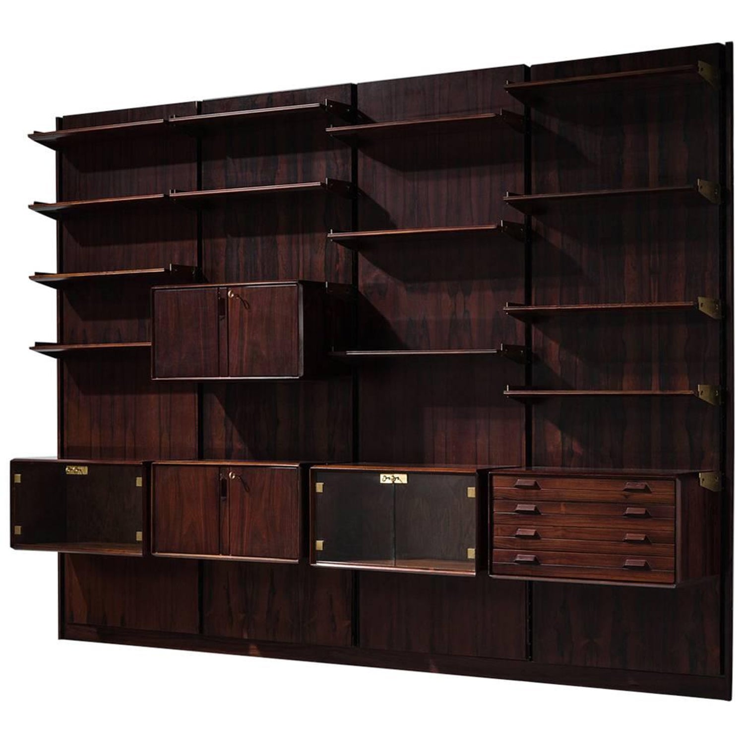 Original Osvaldo Borsani Cabinet In Rosewood, Italy, 1930S For Sale Original Osvaldo Borsani Cabinet In Rosewood, Italy, 1930S For Sale