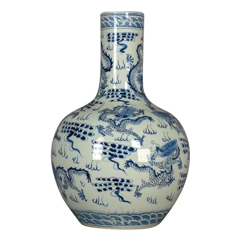 Large Vintage Chinese Bottle Vase Oriental Ceramic Jar 20th Large Vintage Chinese Bottle Vase Oriental Ceramic Jar 20th Century For