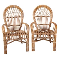 Paire de fauteuils espagnols en bambou des années 1980 avec dossier arrondi