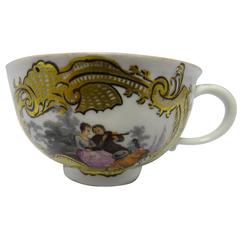 Meissen Porcelain Teacup, Cartouches Decorated with Scenes of People