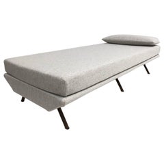 Superb 'Triennale' Brass Leg Daybed by Zanuso for Arflex, 1951, Original Labels