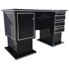 Narrow Bauhaus Desk in High Gloss Black