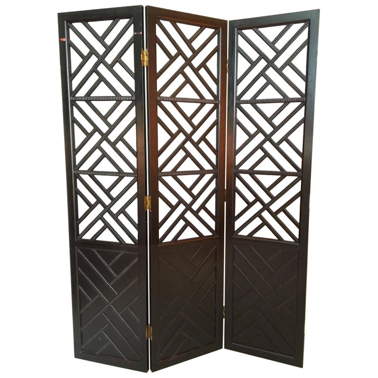 Three Panel Chinese Chippendale Room Divider Screen For At 1stdibs Three Panel Chinese Chippendale Room Divider Screen For