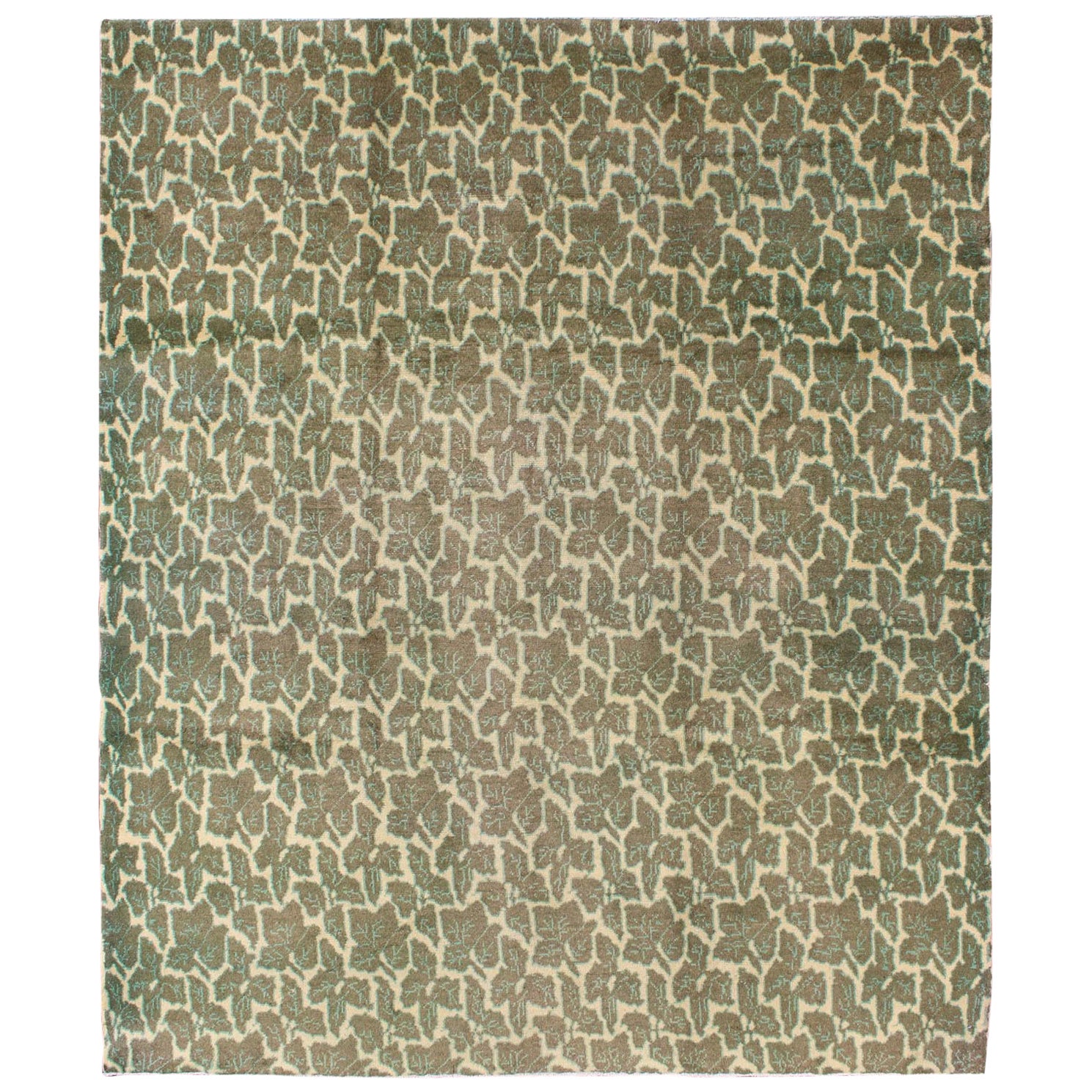 Green Colored Leaf Pattern Vintage Rug with a Modern Design in Squared Shape
