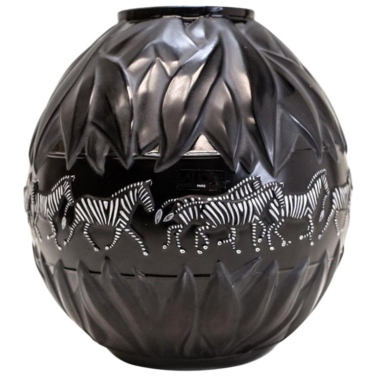 Lalique France Crystal Art Glass and Enamel Tanzania Black Vase