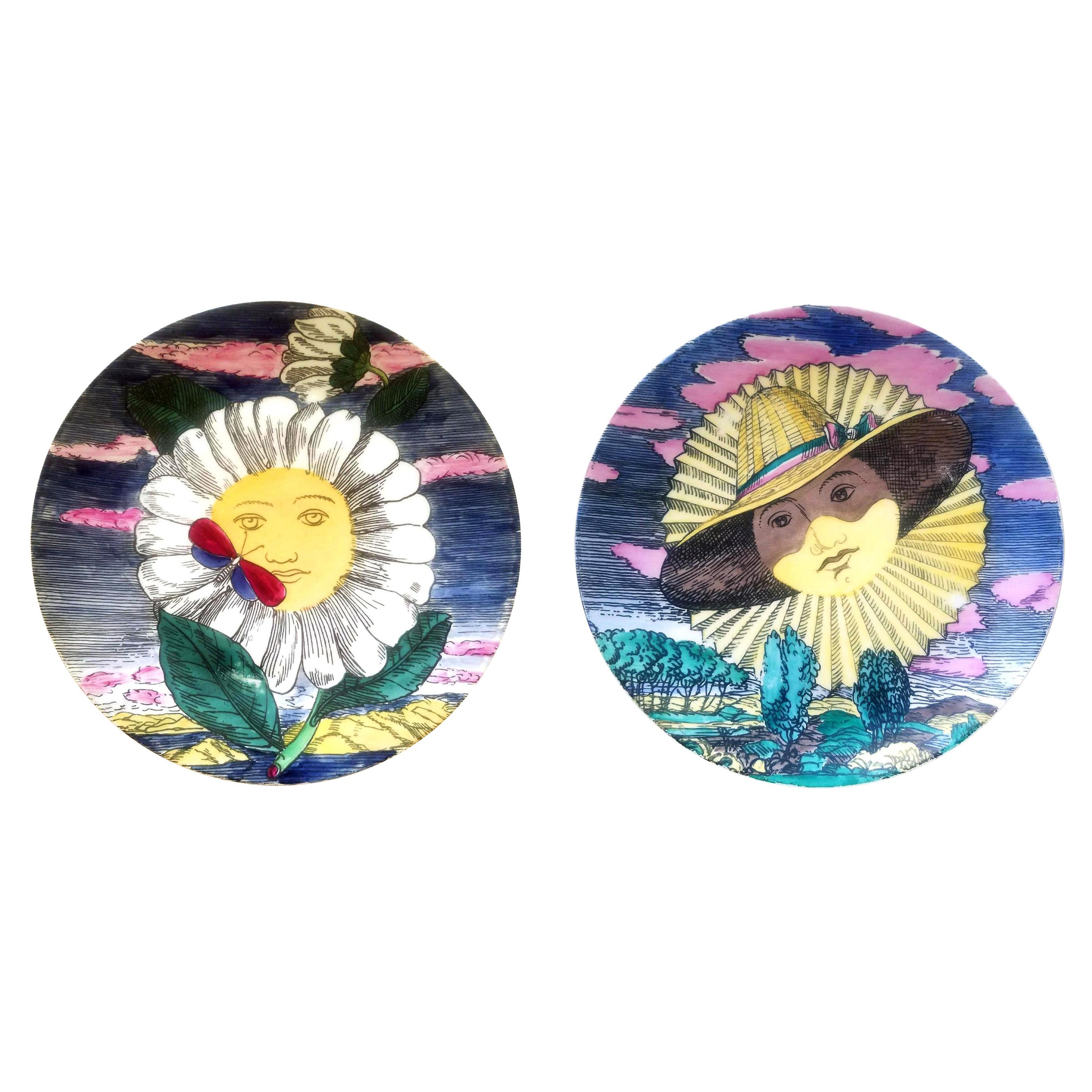 Piero Fornasetti Pareja de platos de porcelana Mesi y Soli 12 soles 12 meses, 1955