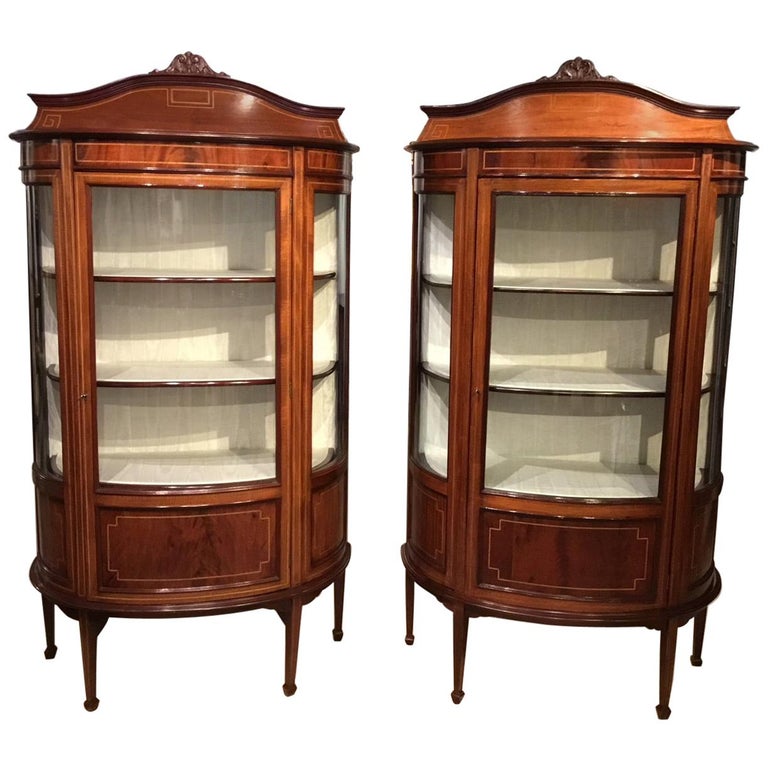 Fine Quality Pair Of Mahogany Inlaid Edwardian Period Antique Fine Quality Pair of Mahogany Inlaid Edwardian Period Antique Display Cabinets For Sale - Fine Quality Pair Of Mahogany Inlaid Edwardian Period Antique