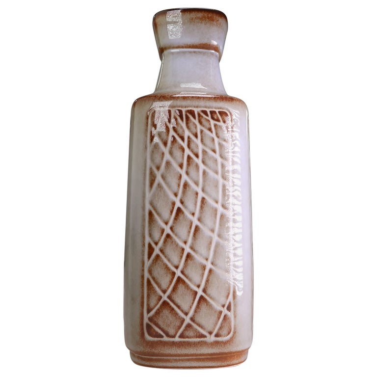 60s Modernist Graphic Grey Ceramic Vase by Einar Johansen, Soholm For Sale