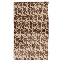 Tapis Art Déco au design moderne en brun chocolat et gris taupe